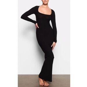 SKIMS Soft Lounge Long Sleeve Dress in Onyx